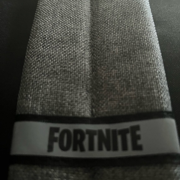 Fortnite Unisex The Ramp 18" Laptop Backpack, Gray - Picture 8 of 10